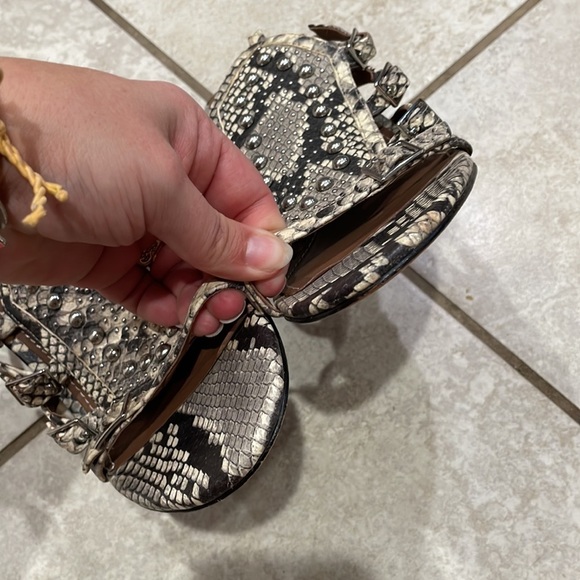 Donald J Pliner Tena Snake Print Studded Heels 9.5 - Picture 9 of 9